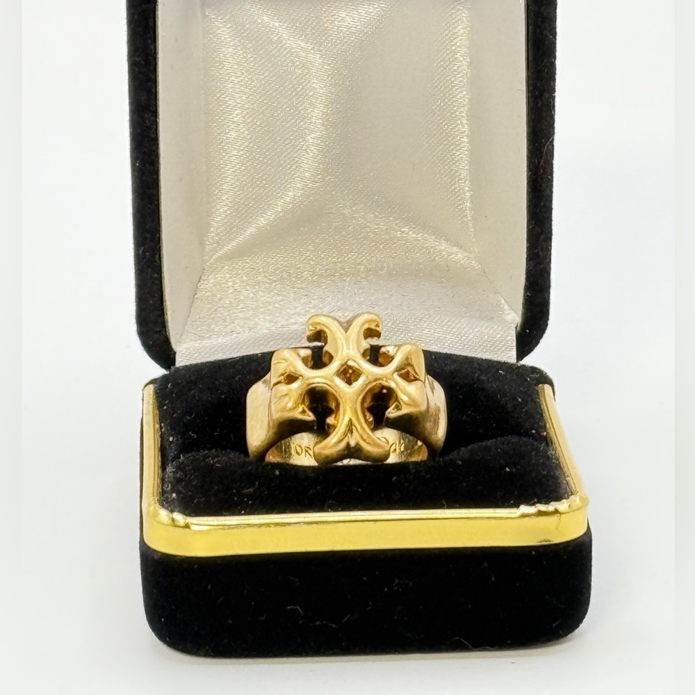 Tory Burch Vintage Gold Statement Ring ✨🛡️ - Picture 3 of 5